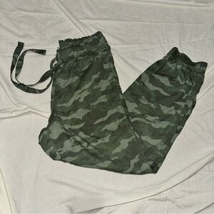 Knox Rose Green Camouflage Joggers